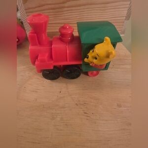 Disney’s Winnie the Pooh Disneyland Big Thunder Mountain View Finder Toy
